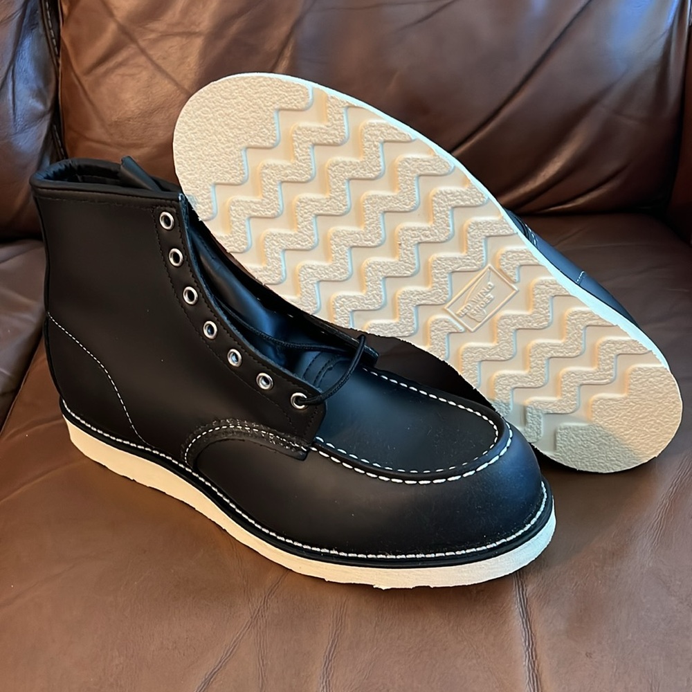 Men’s Red Wing 8130 6 Inch Moc Toe Boots Size 11.5 Black Chrome Tan Leather